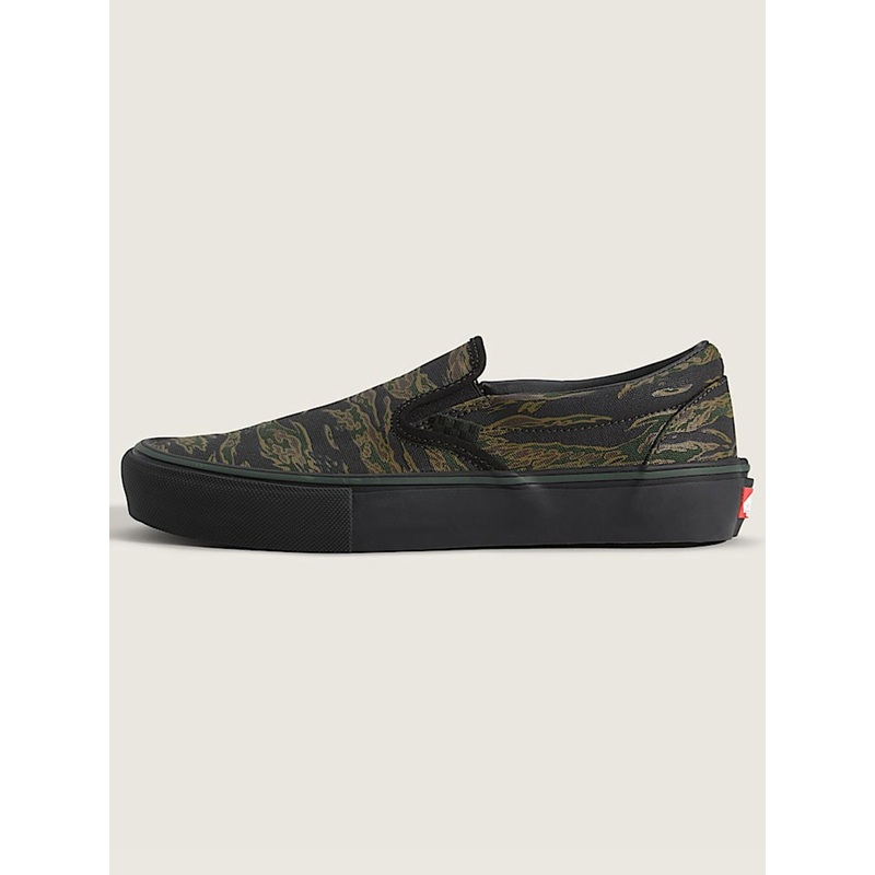 Skate Slip-On Tiger Camo Green/Black Shoes 08 TIGER CAMO GREEN/BLACK (9L7)