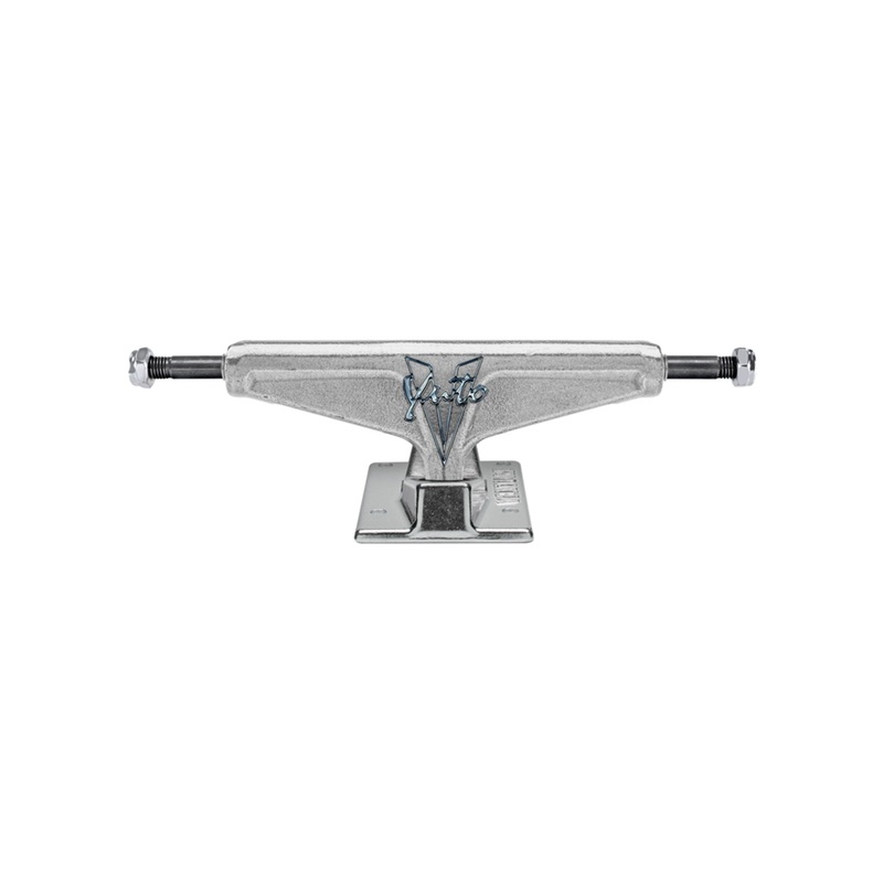Yuto Liquid Pro Edition Trucks 5.2 LO POLISHED
