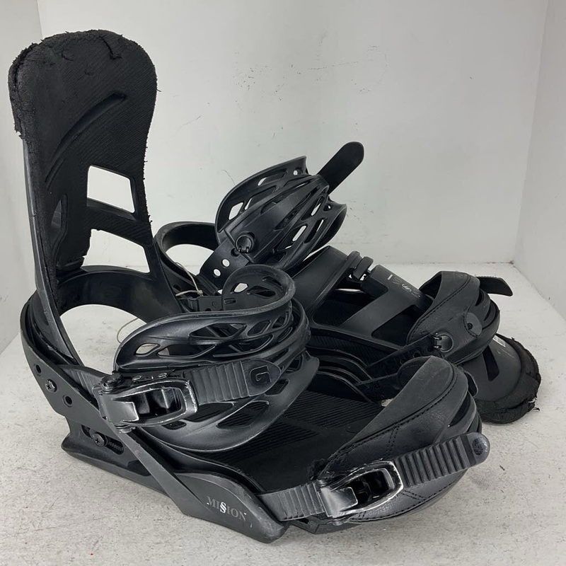 Burton Mission RTL Snowboard Bindings M Black Used