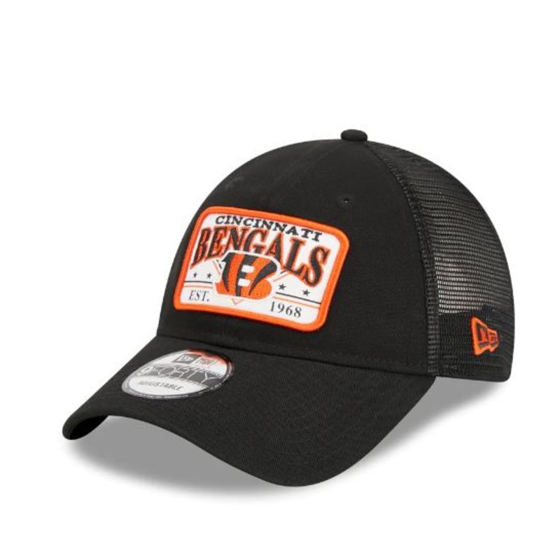 NFL Plate Oversized Patch Trucker 9FORTY Adjustable Hat BUFFALO BILLS