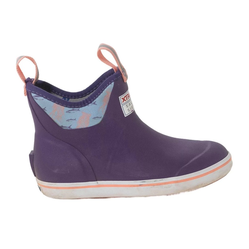 XtraTuf x Salmon Sisters 6″ Deck Boot – Women’s 6 Purple