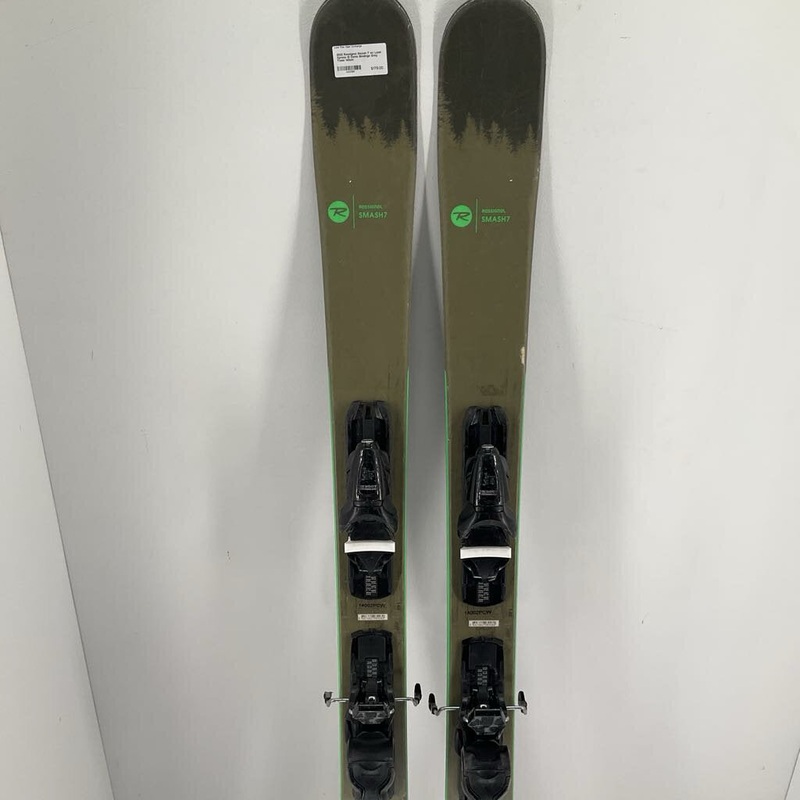 2022 Rossignol Smash 7 w/ Look Xpress 10 Demo Bindings 140cm Grey Trees Used