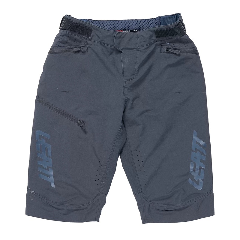 Leatt Gravity 3.0 MTB Shorts – Men’s M Black