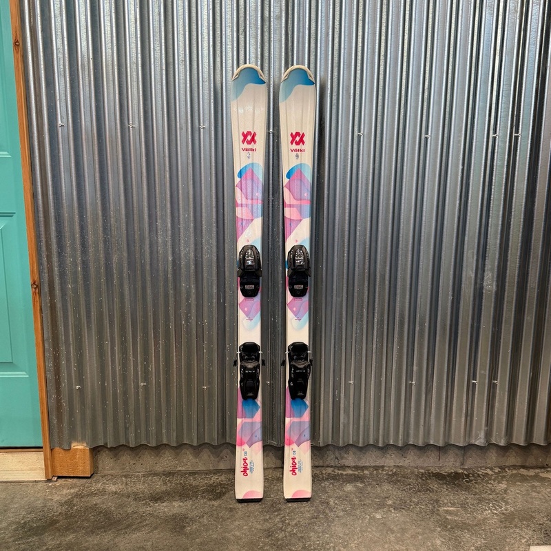Volkl Chica Kid’s Skis w/ Marker 4.5 GW Bindings – USED 80cm Marker 4.5 GW Black