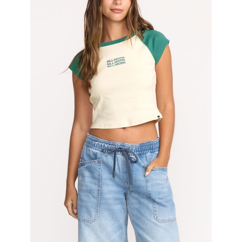 Beach Club Babe T-Shirt SM EVERGREEN (EVG)