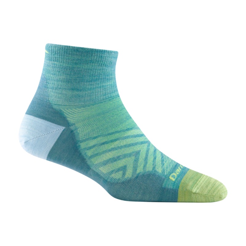 Darn Tough Women’s Run Quarter No Cushion Ultra-Lightweight Running Socks
